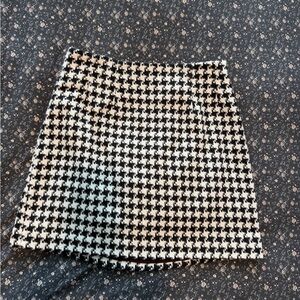 JG Hook Vintage Black & White Houndstooth Mini Skirt